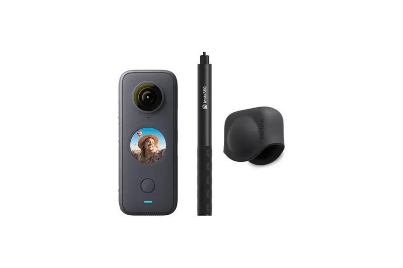 Insta360 ONE X2 – מצלמת 360° חכמה עם ערכת PRO מלאה (Insta360 ONE X2 PRO)